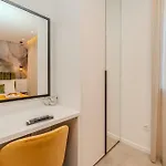 Kolovare Luxury *