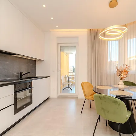 Kolovare Luxury Apartamento Zadar