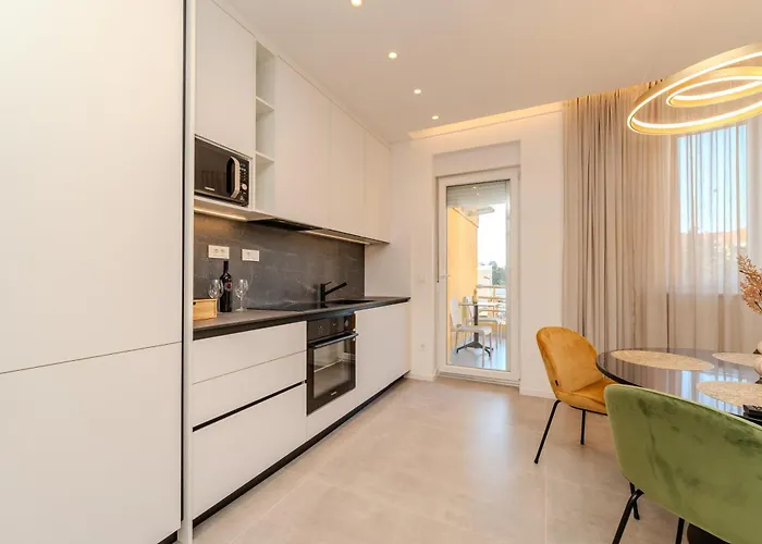 Kolovare Luxury Lejlighed