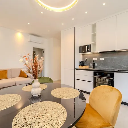 Apartment Kolovare Luxury *