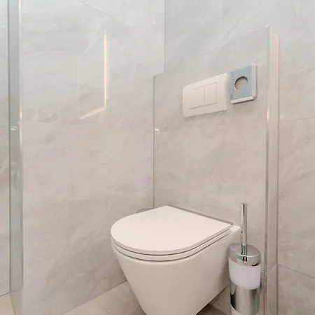 Kolovare Luxury Zara