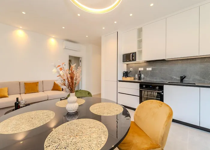 Apartman Kolovare Luxury *